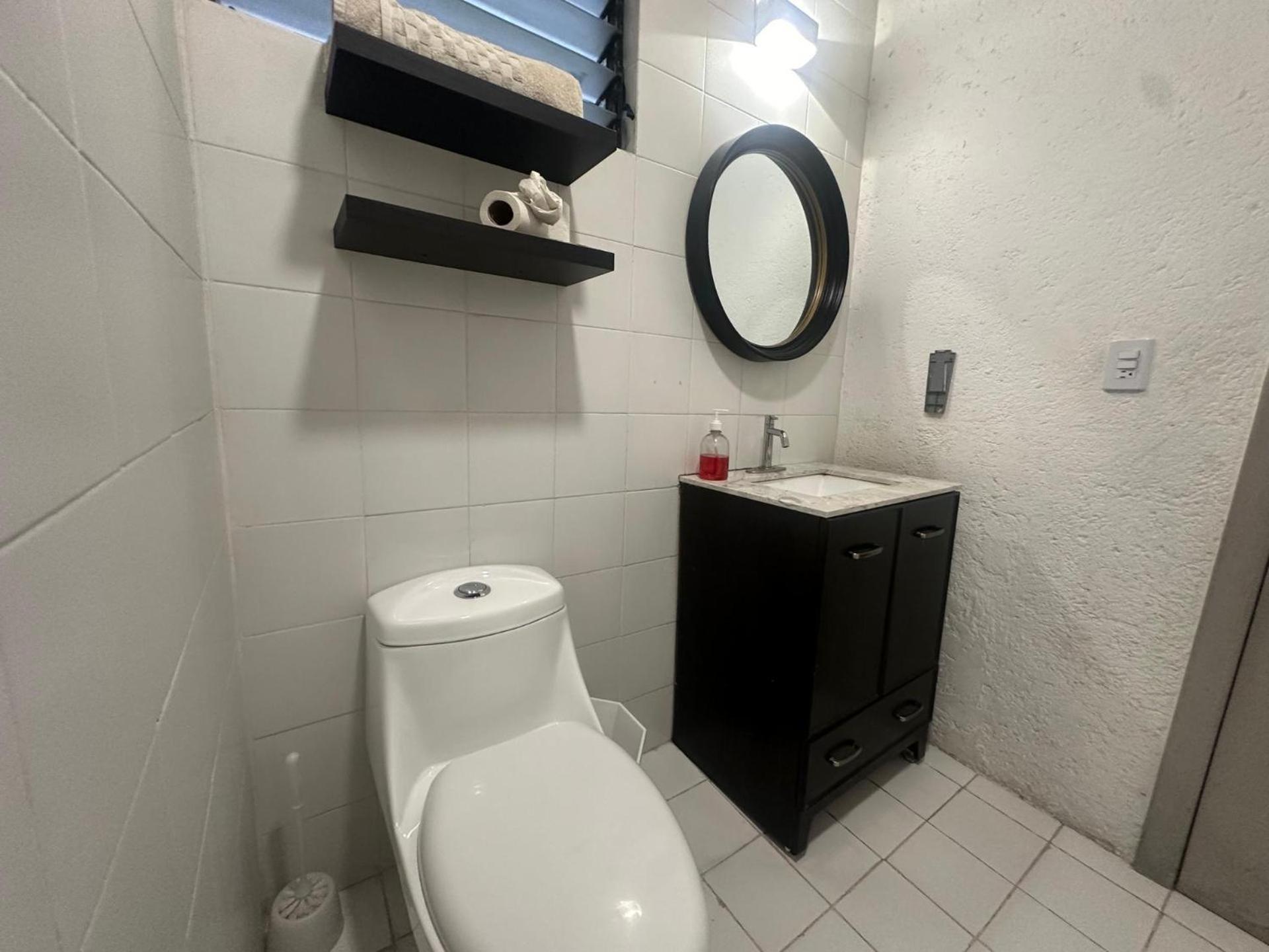 Apartment Connected In Roma - 3br- Fast Wifi- Laundry