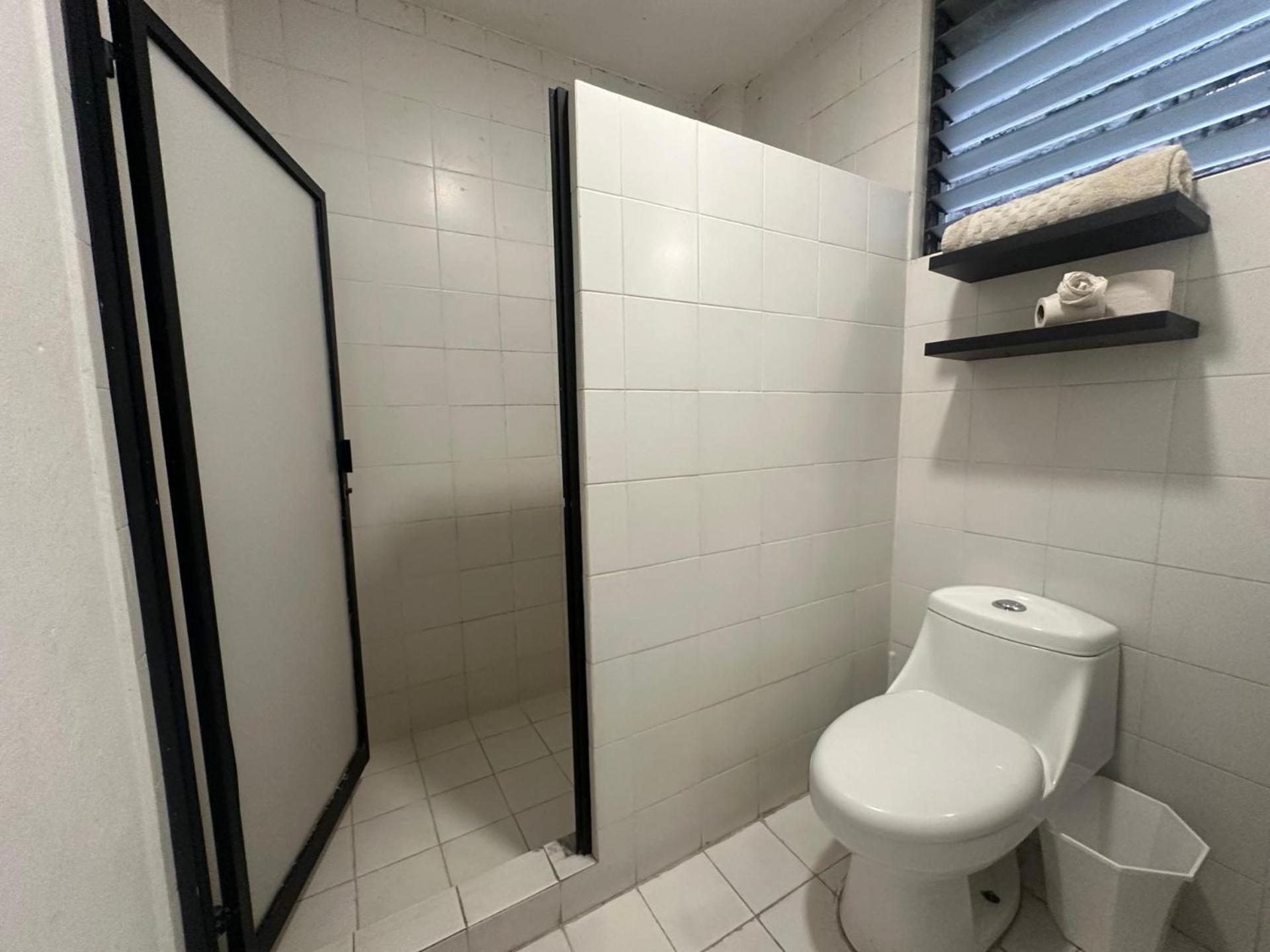 Connected In Roma - 3br- Fast Wifi- Laundry Apartment Mexico City